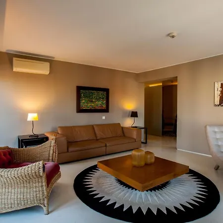 Hotel Pateo - Lisbon Lounge Suites-3